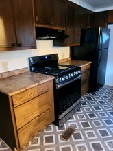 413 Miller St in White Oak, TX - Building Photo - Building Photo