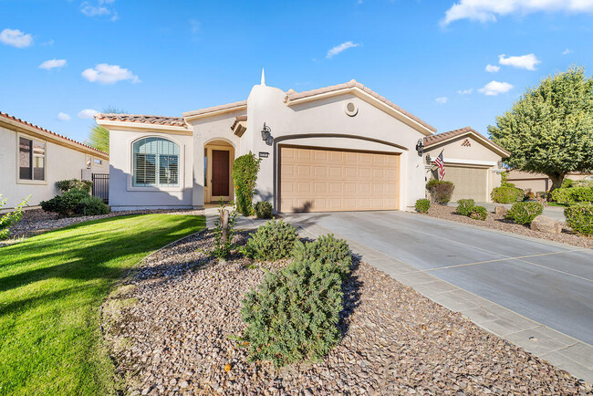 40201 Calle Santaclaudia in Indio, CA - Foto de edificio - Building Photo