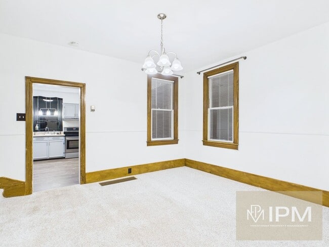 17 S Walnut St in Dallastown, PA - Building Photo - Building Photo