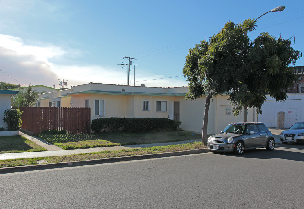 818 Cedar St in Santa Monica, CA - Building Photo