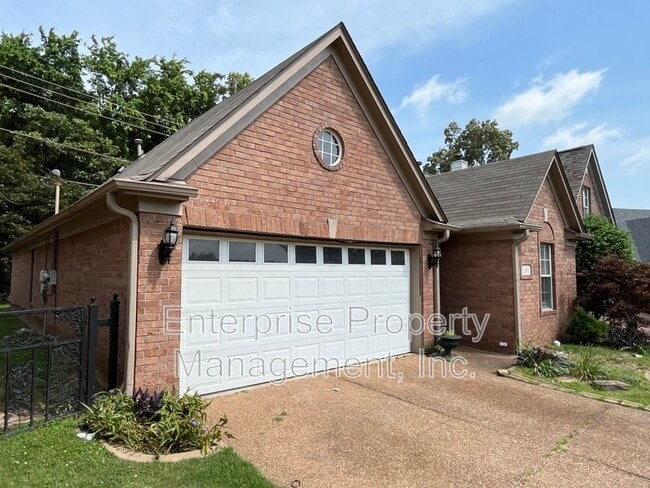 1091 Nolan Ln in Cordova, TN - Building Photo - Building Photo