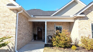 417 Big Oak Cir in Lizella, GA - Building Photo - Building Photo