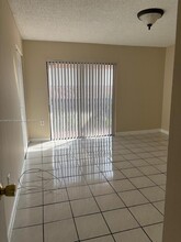 2178 W 60th St in Hialeah, FL - Building Photo - Building Photo