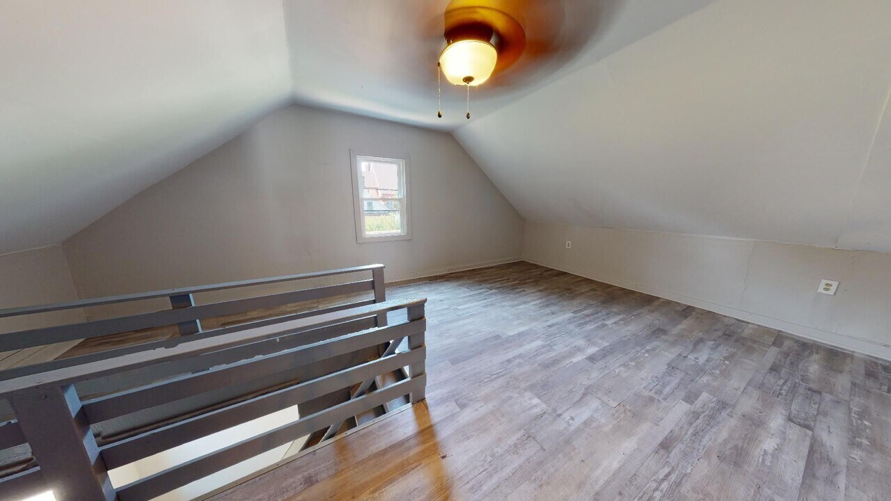 4217 Hyde Ave in Cleveland, OH - Building Photo