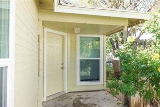 9714 Eastwend Dr in Austin, TX - Building Photo - Building Photo