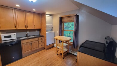500 E 3rd St, Unit Top in Chaska, MN - Building Photo - Building Photo