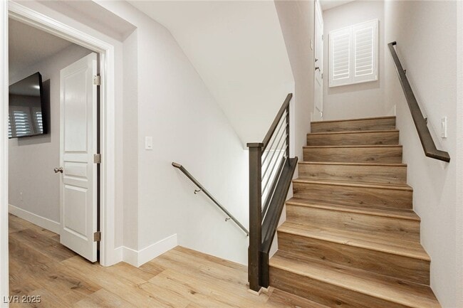 8095 Carpenter Creek Ave