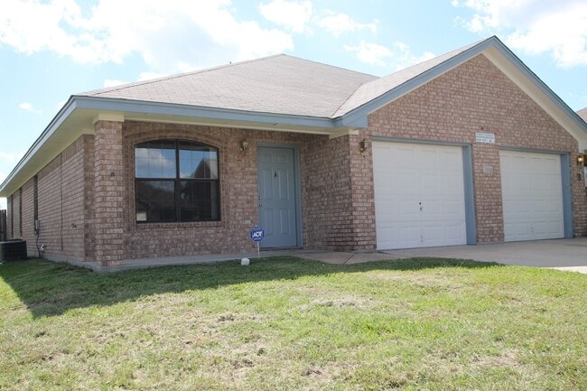 5006 John David Dr in Killeen, TX - Building Photo - Building Photo