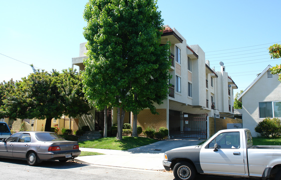 541 Ivy St in Glendale, CA - Foto de edificio