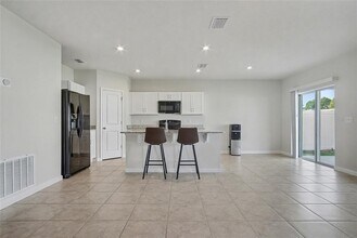 1371 Madison Cir in Haines City, FL - Building Photo - Building Photo