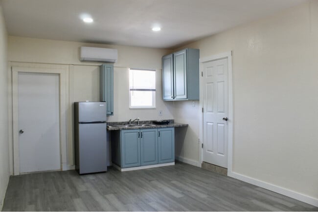property at 22144 Laramore Ave