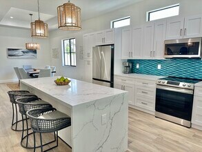 685 107th Ave N in Naples, FL - Building Photo - Building Photo