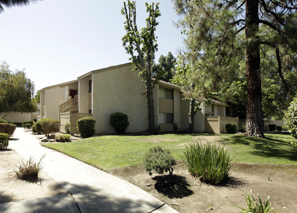 The Californian Apartments in Bakersfield, CA - Foto de edificio