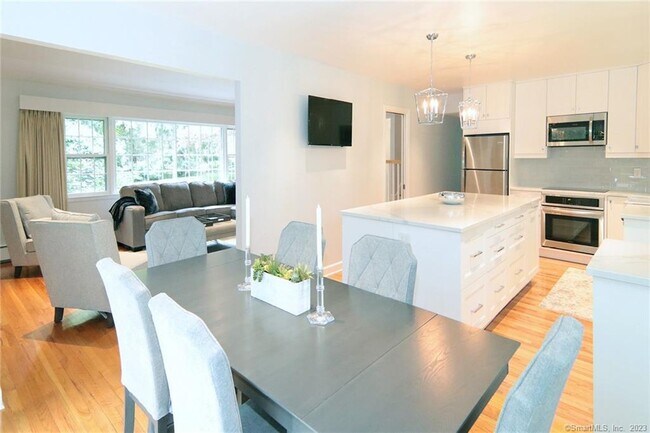 177 Brett Rd in Fairfield, CT - Building Photo - Building Photo