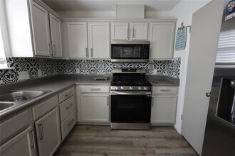 4912 Dovercliff Cove in Austin, TX - Building Photo - Building Photo