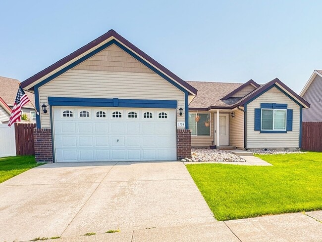 property at 3154 E Thrush