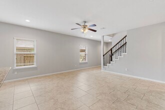 12123 Parade Park Pl in Houston, TX - Building Photo - Building Photo
