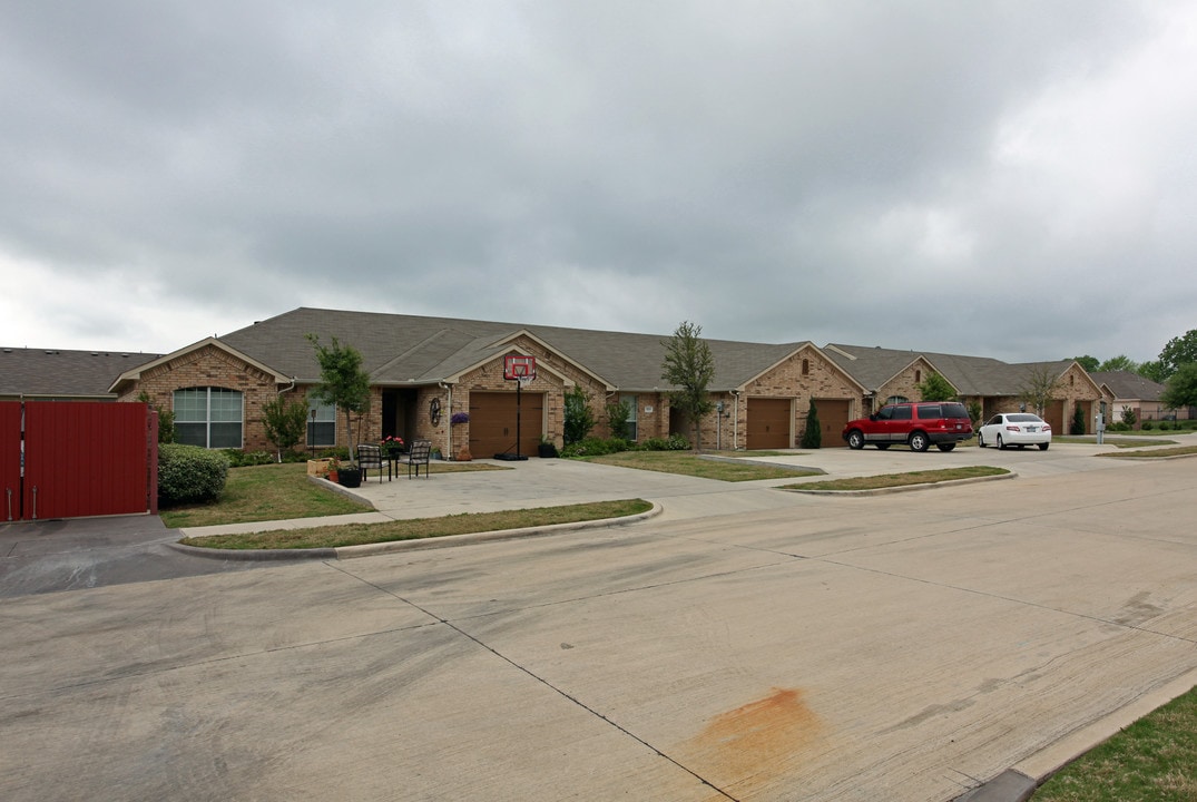 The Trails at Hibiscus in Waxahachie, TX - Building Photo