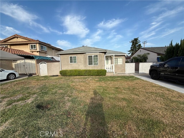 property at 40 Merlon Ave