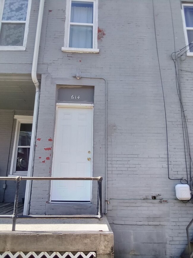 property at 1023 Greenwich St