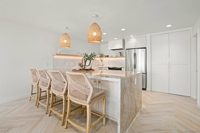 435 S Sierra Ave in Solana Beach, CA - Building Photo - Building Photo