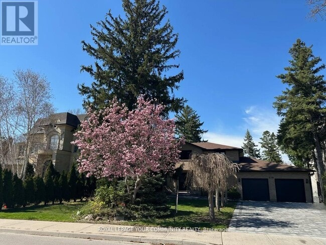 property at 170 Garden Ave