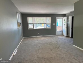 1020 Erial Rd in Pine Hill, NJ - Building Photo - Building Photo