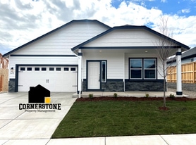 1650 Dragon Tail Pl in Medford, OR - Building Photo