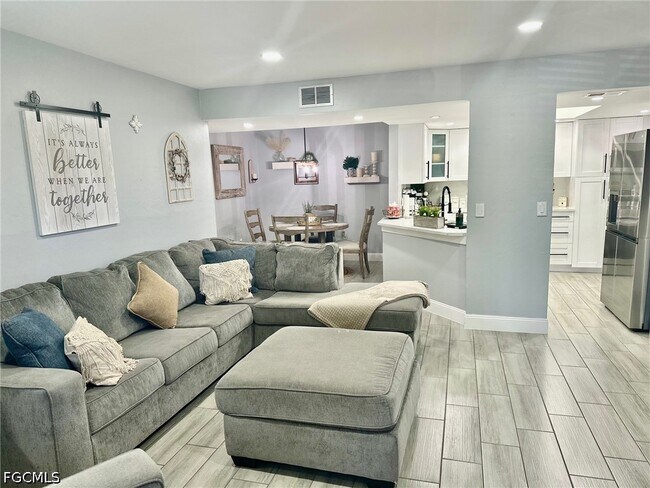 3100 Seasons Way in Estero, FL - Building Photo - Building Photo