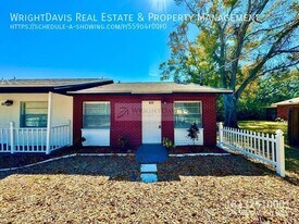 625 Wildwood Way in Clearwater, FL - Building Photo