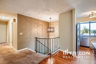 6038 SE Alderhill Loop in Milwaukie, OR - Building Photo - Building Photo