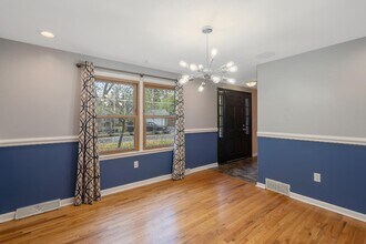 20 Apricot Ln in Liverpool, NY - Building Photo - Building Photo