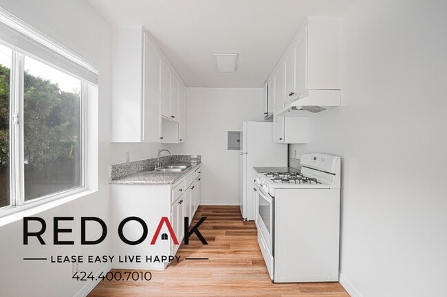 1666 Lomita Blvd in Los Angeles, CA - Building Photo - Building Photo