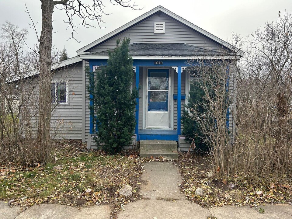 1010 Wisconsin St in Wisconsin Rapids, WI - Building Photo