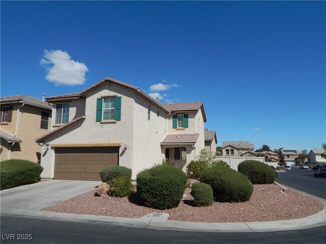 2664 Iris Point Way in Henderson, NV - Building Photo - Building Photo