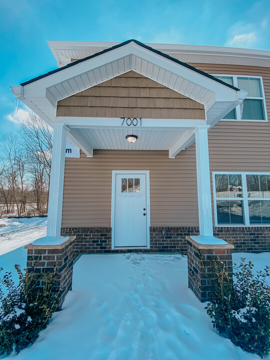 Williams Crossing Townhomes in Jeffersonville, IN - Building Photo