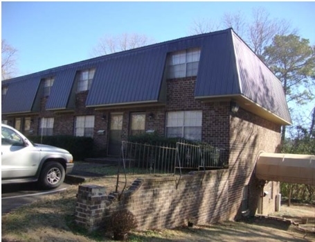 Boxwood in Vestavia, AL - Building Photo