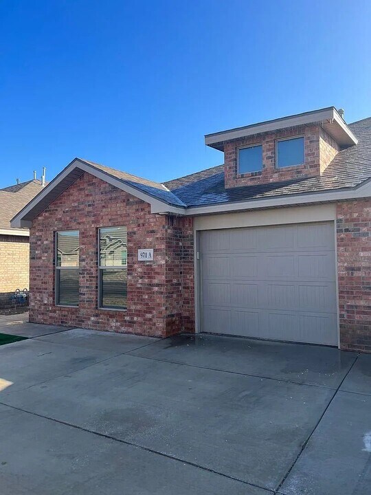 9711 Saratoga Ave in Lubbock, TX - Building Photo