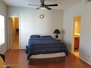 1250 Parkwood Cir SE in Atlanta, GA - Building Photo - Building Photo