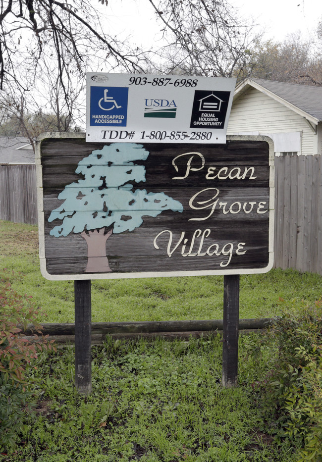 Lakeridge Apartments in Mabank, TX - Building Photo - Building Photo