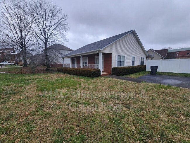 property at 919 Nottingham Dr