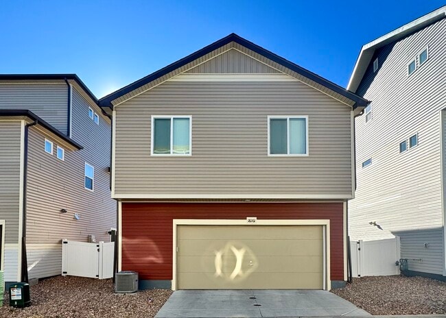 18261 E 51st Ave in Denver, CO - Building Photo - Building Photo