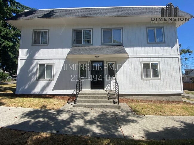 869 S 41st St, Unit 2