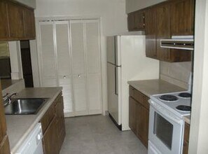 3217 Wemberley Dr in Sacramento, CA - Building Photo - Building Photo