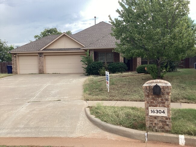 16304 Fair Winds Way