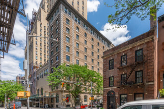 The St. George Tower in Brooklyn, NY - Building Photo - Building Photo