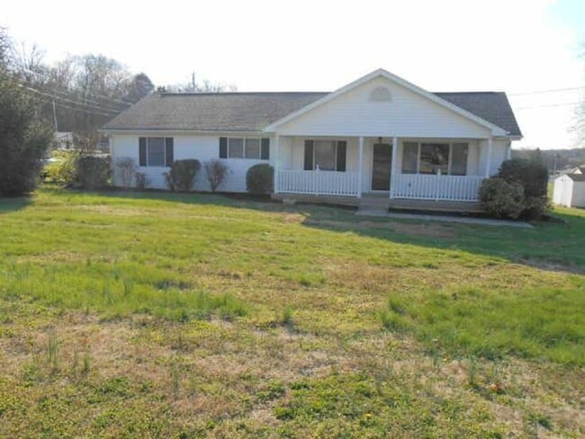 property at 3101 Curd Rd