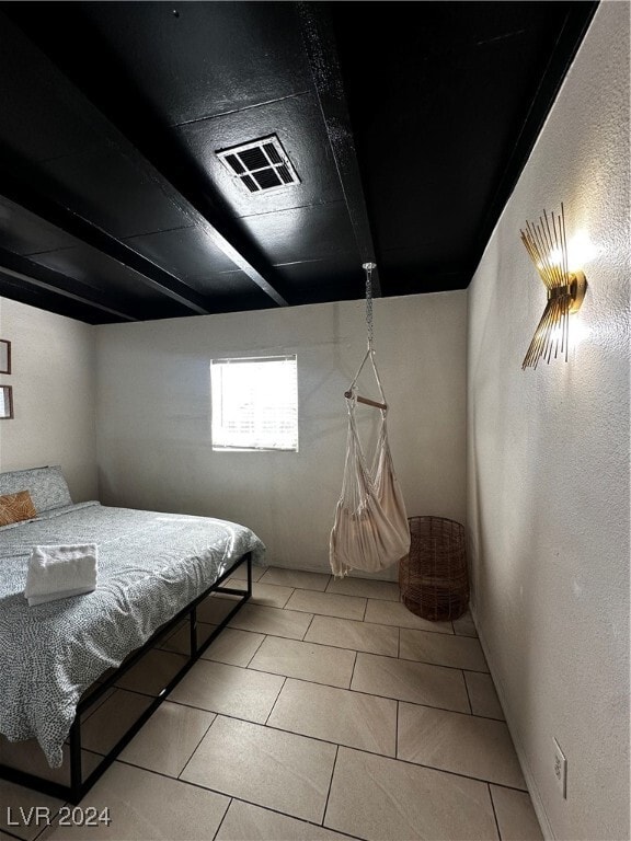 2213 E Oakey Blvd in Las Vegas, NV - Building Photo - Building Photo