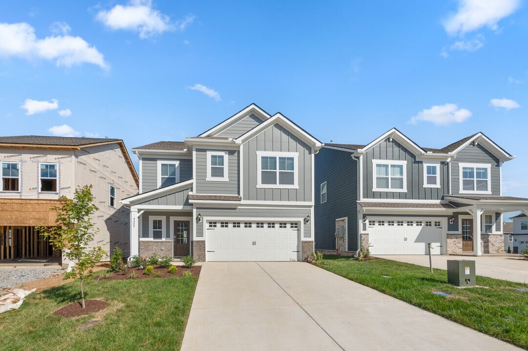 3327 Steadman St in Columbia, TN - Building Photo