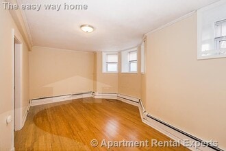 137 Chiswick Rd, Unit #2B in Boston, MA - Building Photo - Building Photo